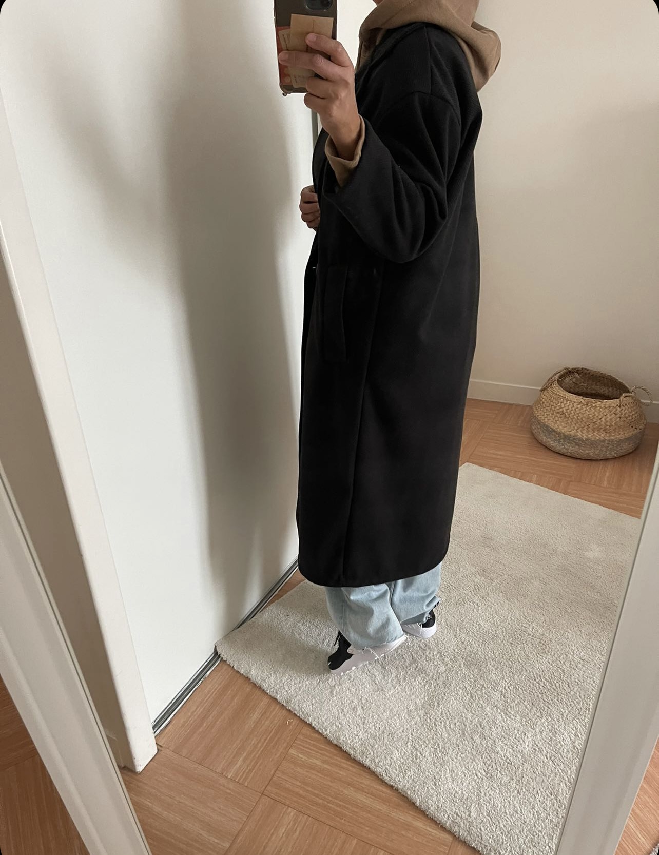 74E1A04E-3133-417C-8C8B-6D604396E14E