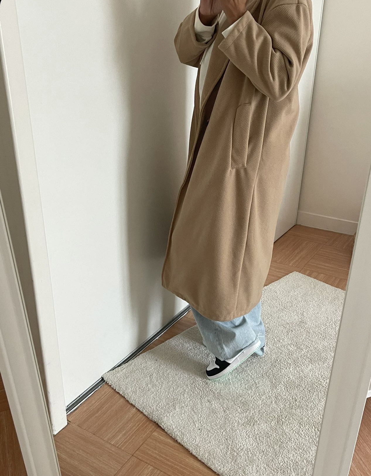 AE75EDE5-D221-40E7-9C81-241AE4182548